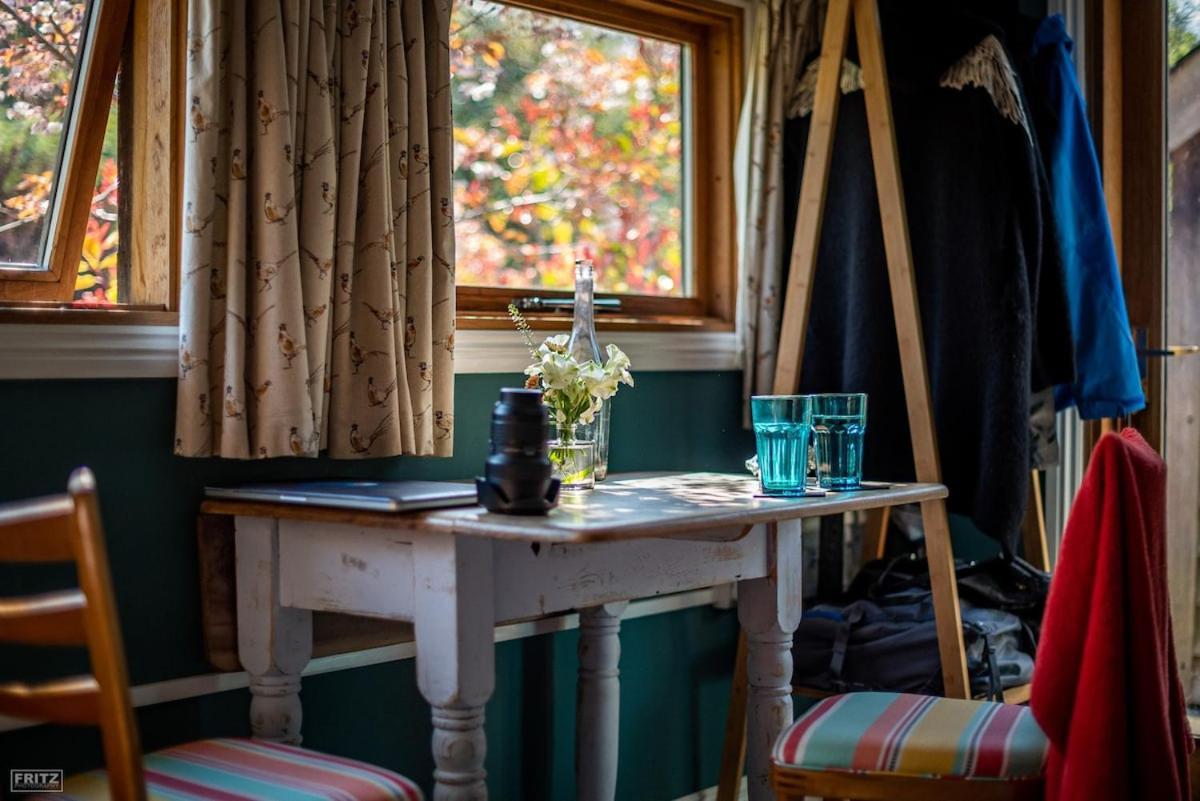 Villa The Tool Shed Nestled In Idyllic Countryside Linchmere Exterior foto